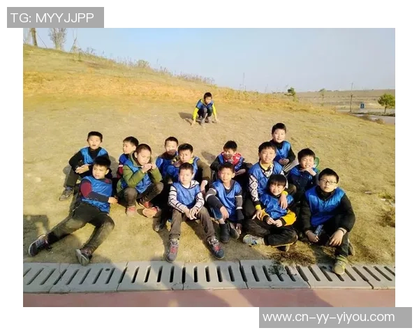 科学足球小人助力青少年运动发展与健康成长的探索之旅